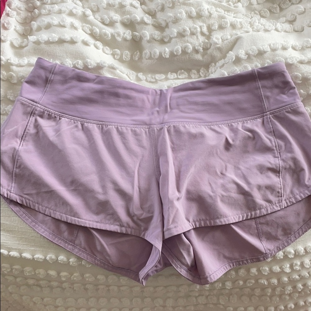 EUC lululemon 2.5 speed short size 6